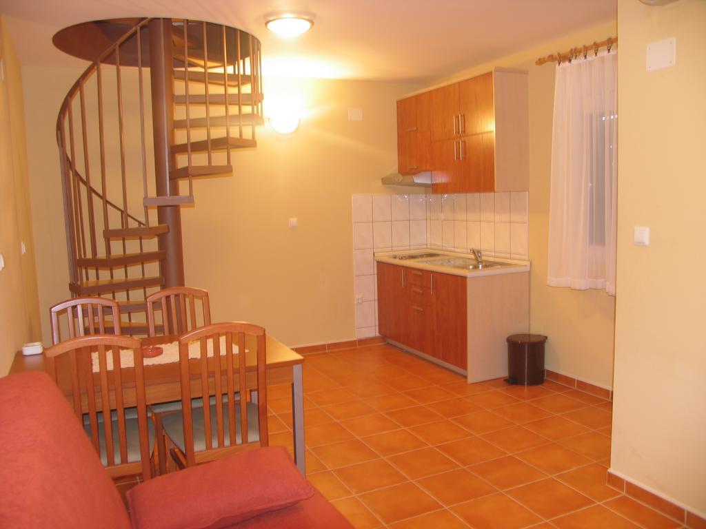 Apartments Villa Ceres Klek Esterno foto