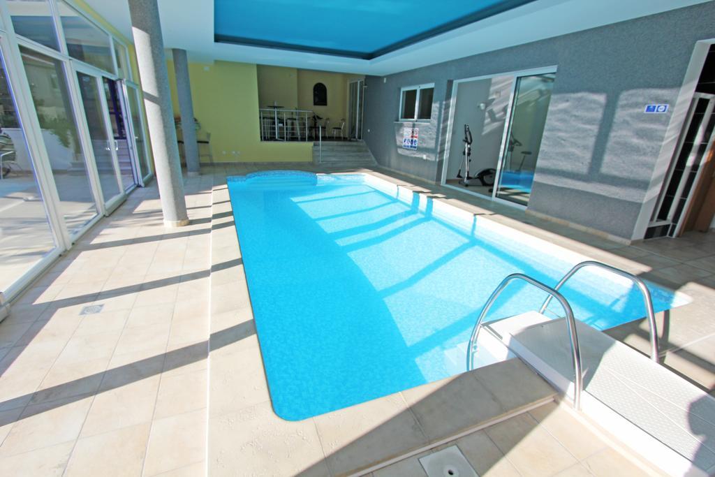 Apartments Villa Ceres Klek Esterno foto